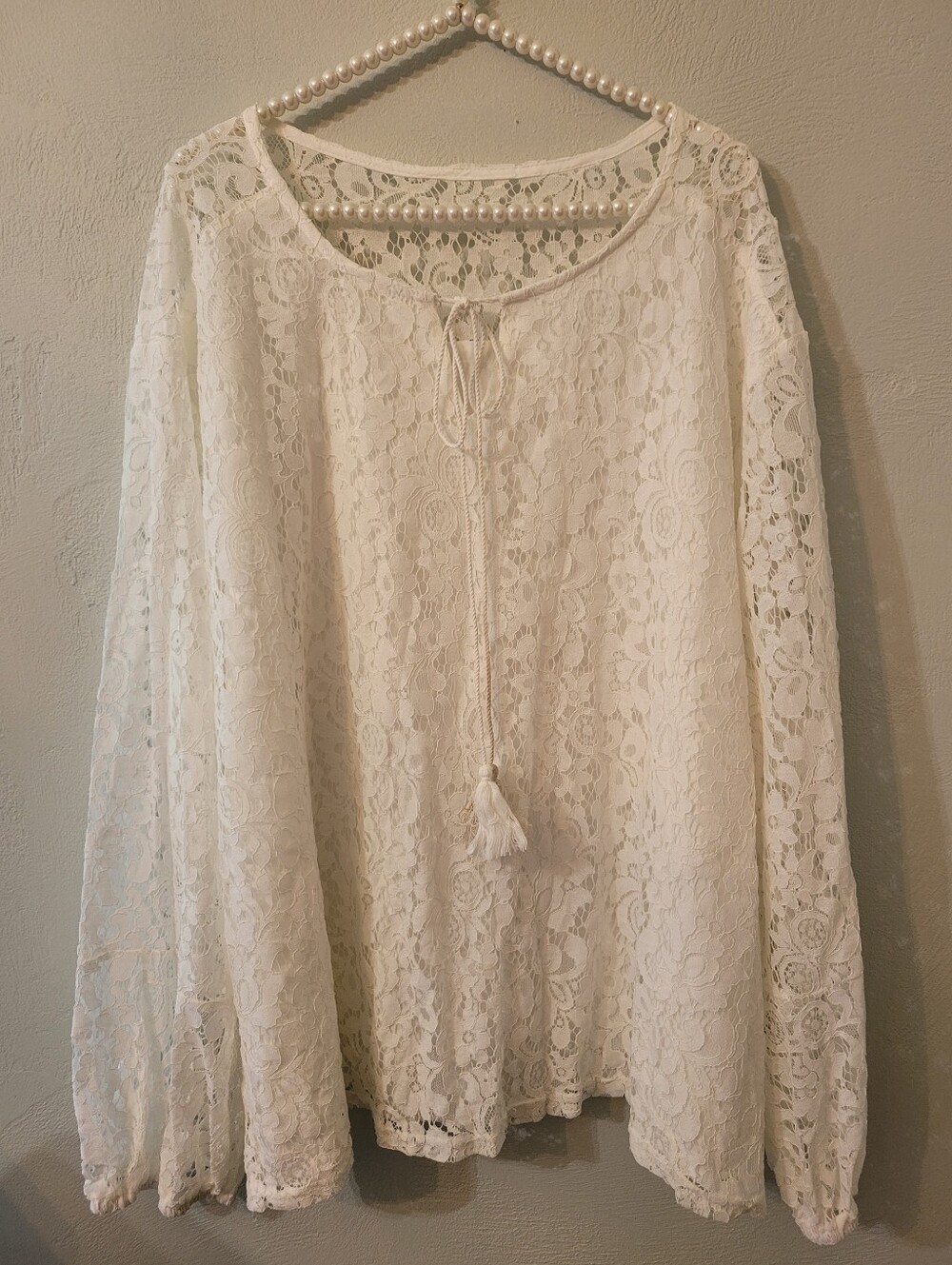 Unique Lace Plus Size Blouse Size 4XL!